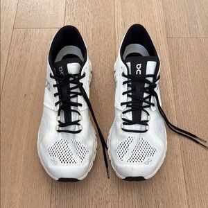 On Running Dual-Tone Athletic Shoes
